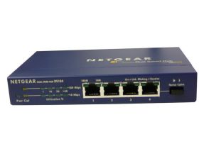 DS104 NetGear 10/100 4-Ports RJ-45 Dual Speed Hub with Uplink Button (Refurbished)