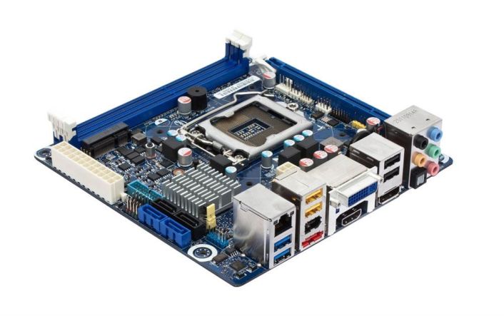DH77DF Intel Desktop Motherboard iH77 Express Chipset Socket H2 LGA1155 1 Pack mini ITX 1 x Processor Support (Refurbished)