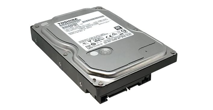 Toshiba DT01ABA200V 2TB Internal HDD for PC DVR 3.5" SATA 3 5700 RPM 32MB Cache